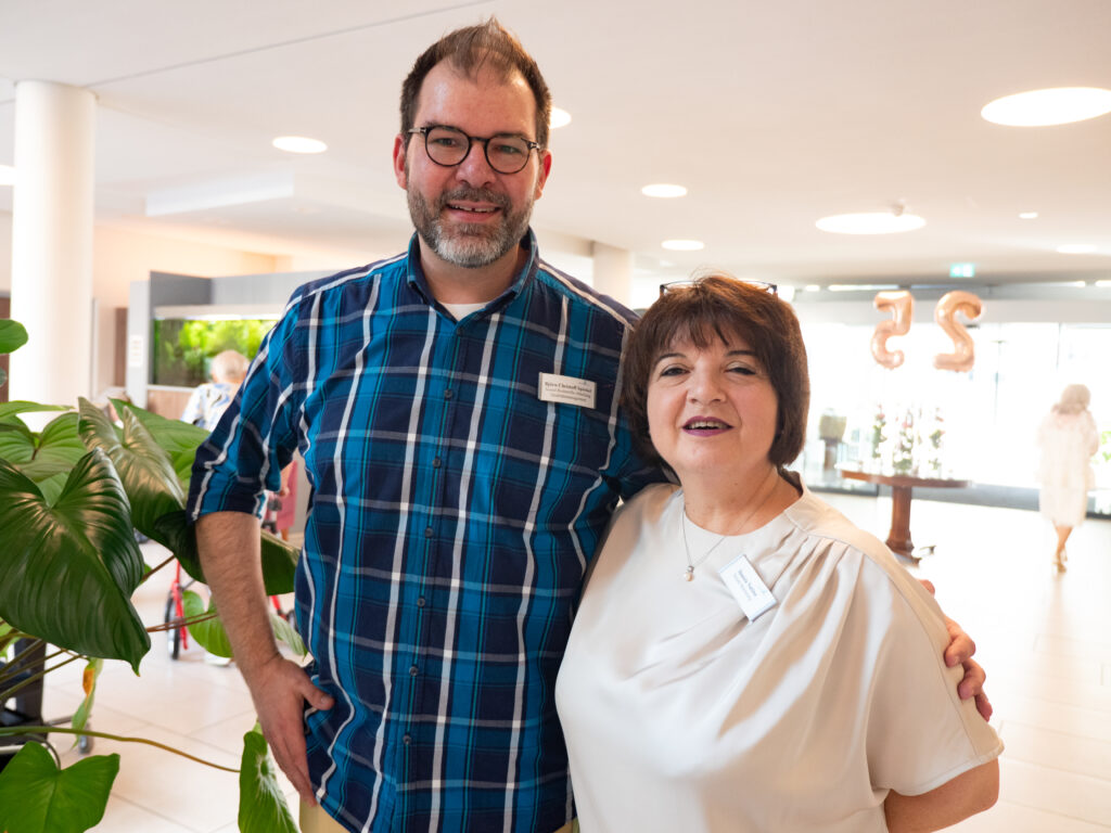 Bewohner und Gäste feiern Jubiläum: 25 Jahre Nova Vita Residenz am Museum Folkwang in Essen 4 P1180898