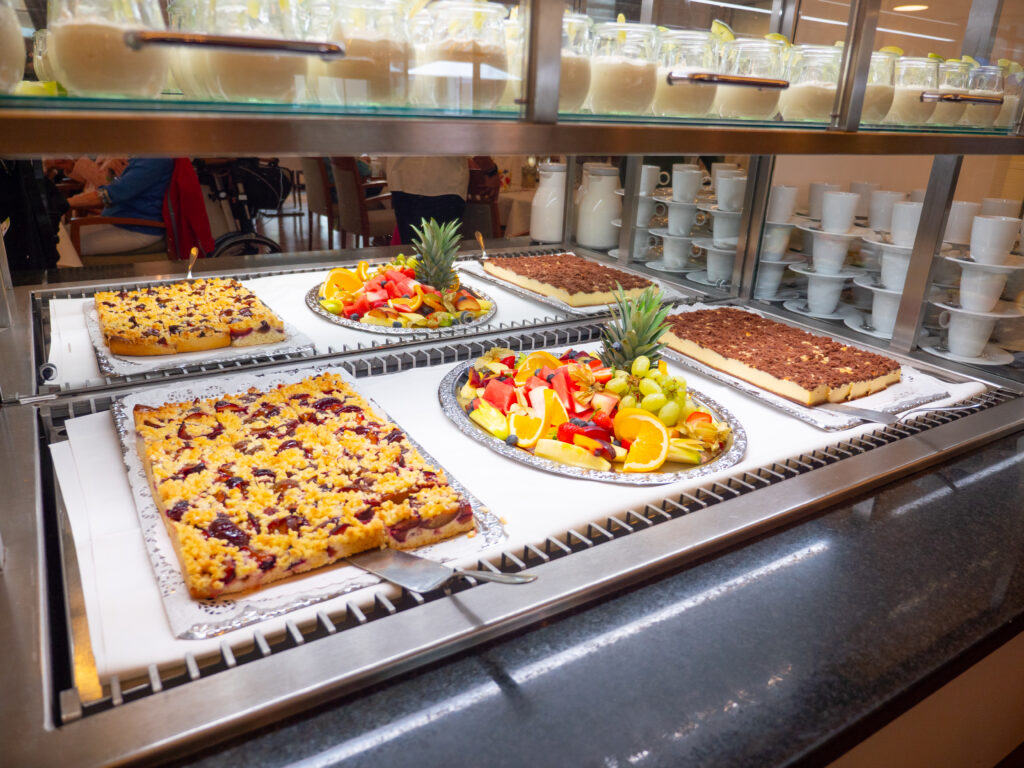 Bewohner und Gäste feiern Jubiläum: 25 Jahre Nova Vita Residenz am Museum Folkwang in Essen 8 P1180924