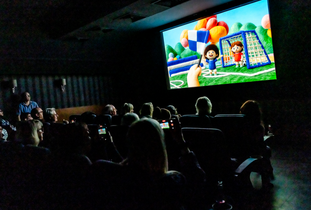 Kinder- und Jugendhospiz Regenbogenland präsentiert neue Kampagne mit Schauspielerin Anna Schudt 1 image002