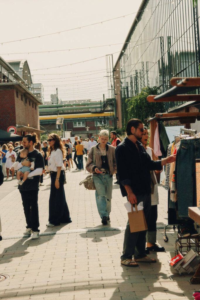 250f139b 53cb 748c 769f ff40ff6aaa41